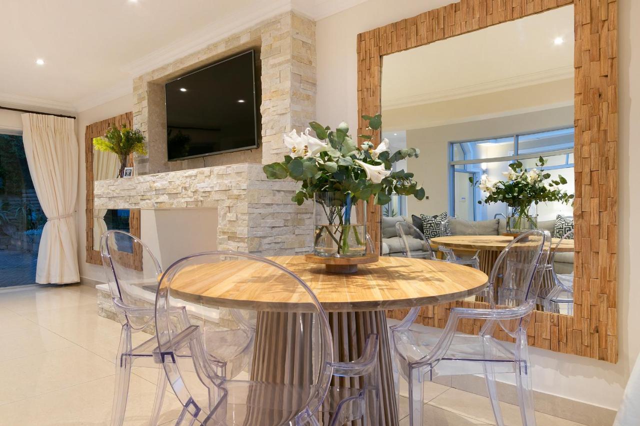 Luxury Serviced Mountain Villa In Constantia Città del Capo Esterno foto