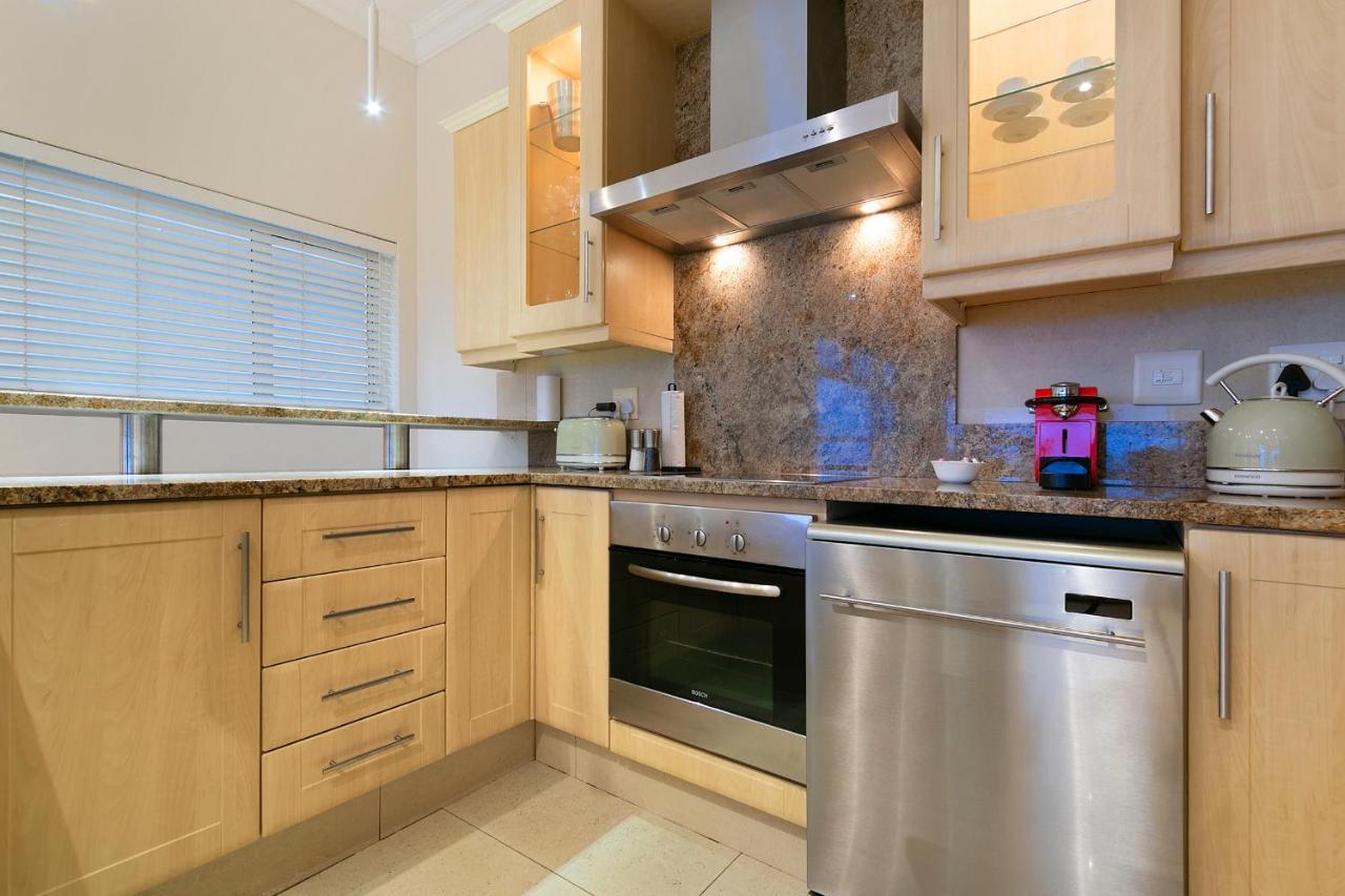 Luxury Serviced Mountain Villa In Constantia Città del Capo Esterno foto